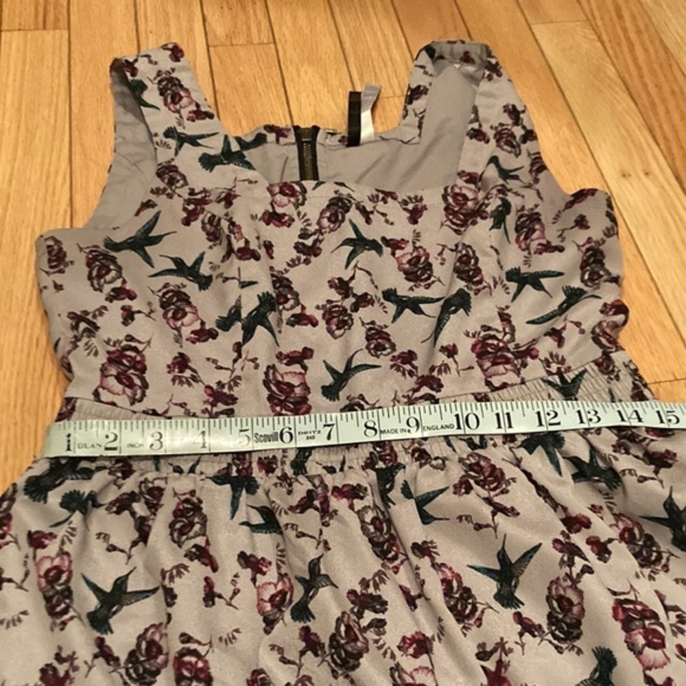 Gray Bird and Flower Dress - Picture 8 of 10